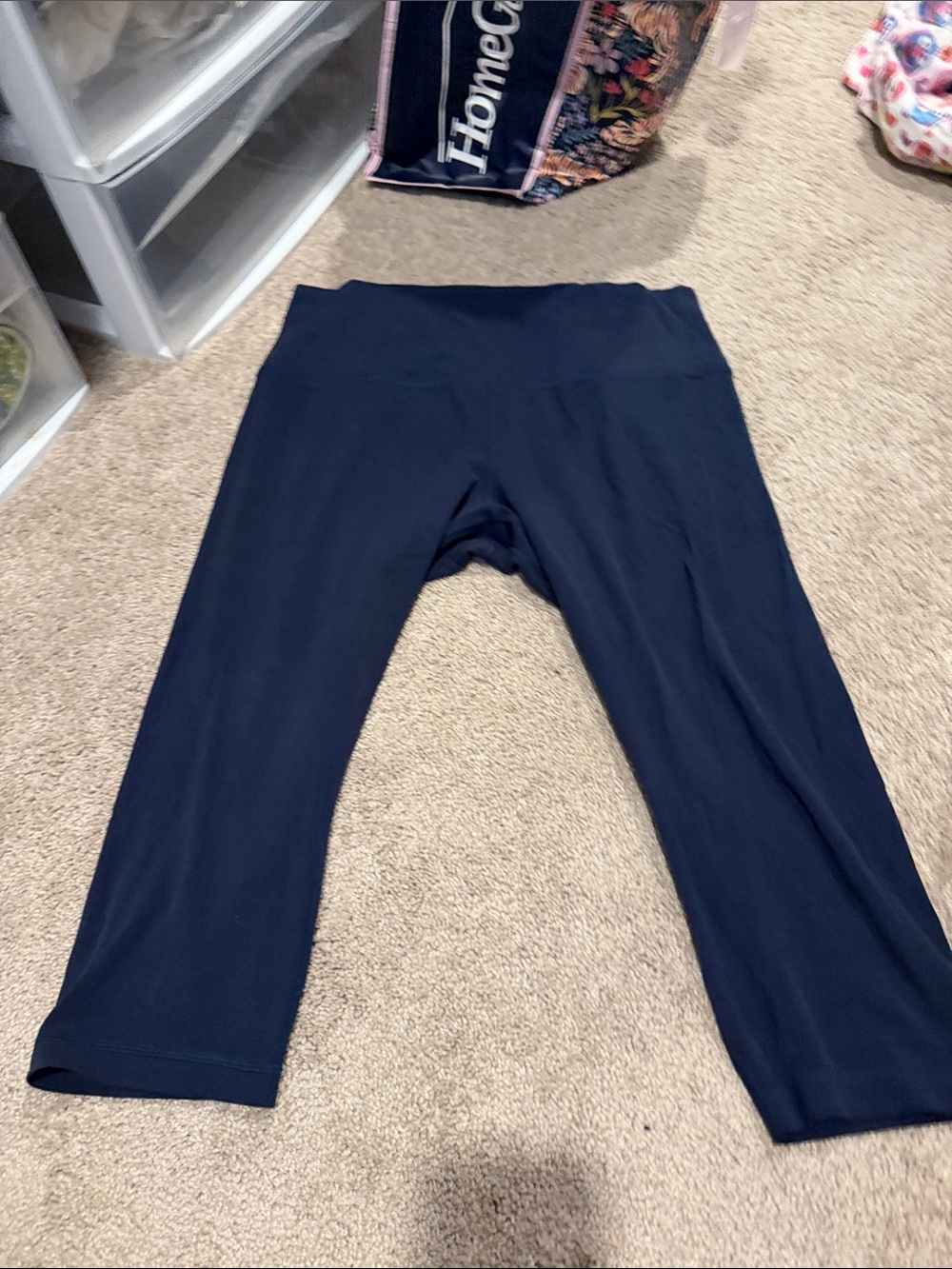 lululemon athletica Navy Legging Capris